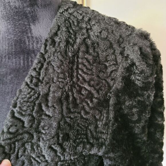 VTG Retro Jacket Womens 14 Black Faux Fur Crop Curly Lamb Coat Mobwife Downtown - Picture 3 of 10